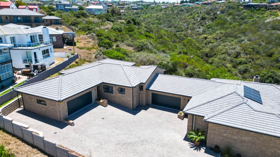 3 Bedroom Property for Sale in Dana Bay Western Cape